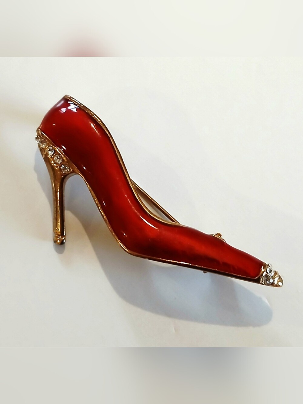 Vintage Red High Heel Shoe Brooch - Elegant Crystal Accent - Picture 3 of 6